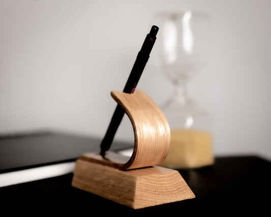Luxury Oak Pen Holder Stand | Handcrafted Single Pen Display | Swiss Collection